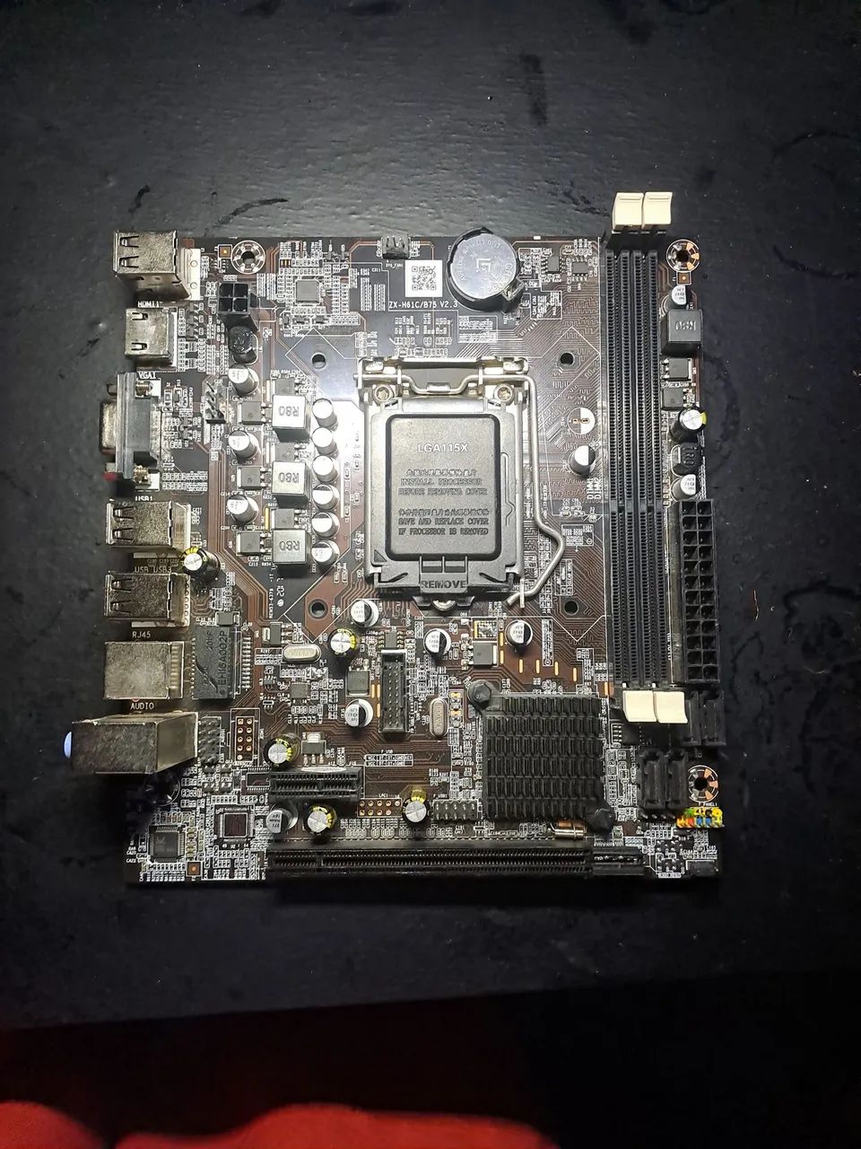 Placa mãe ZX-H61C - Peças de Hardware - Largo da Batalha