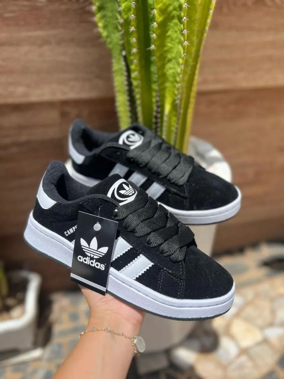 Tênis Adidas Original - Foto 4