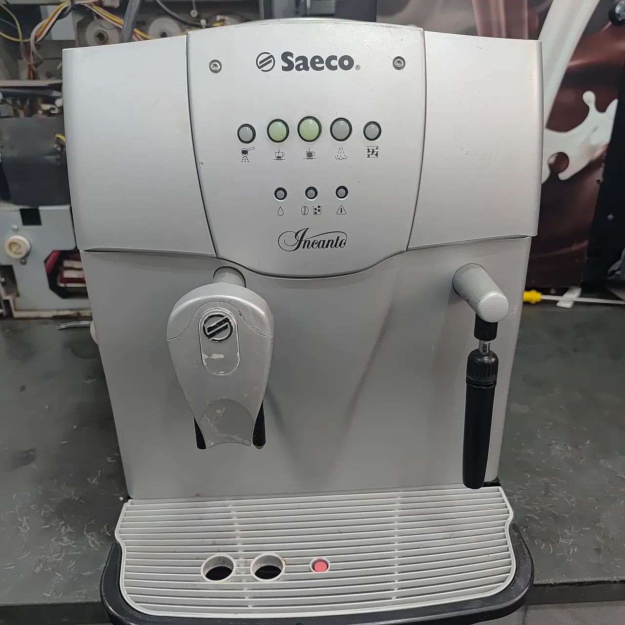 Cafeteira Saeco Incanto