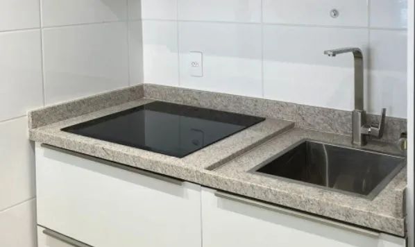 Beautiful Kitchen Countertop and Cabinets – Sale as a Set or Separately