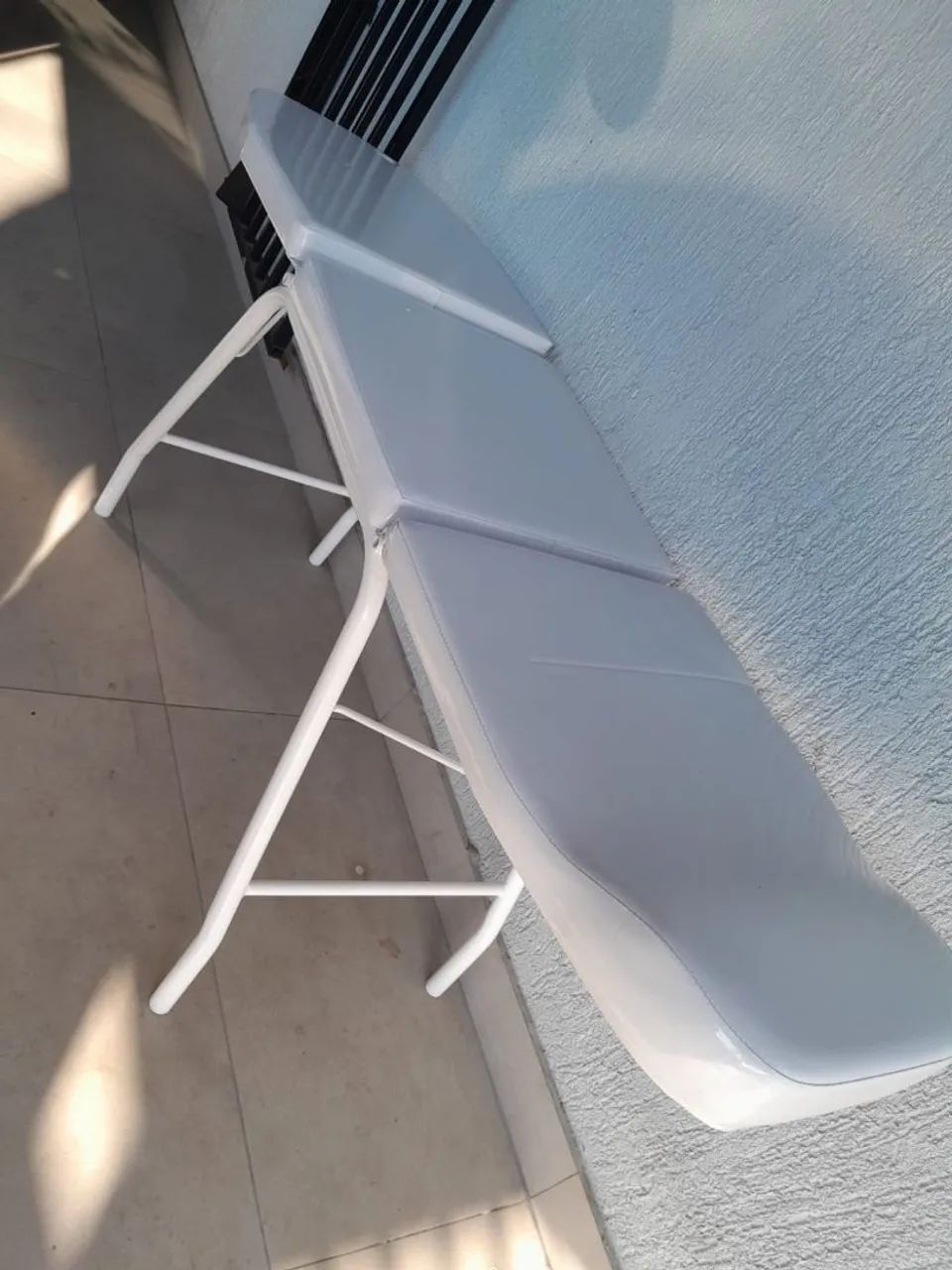 Mesa para Massagem - Semi Nova
