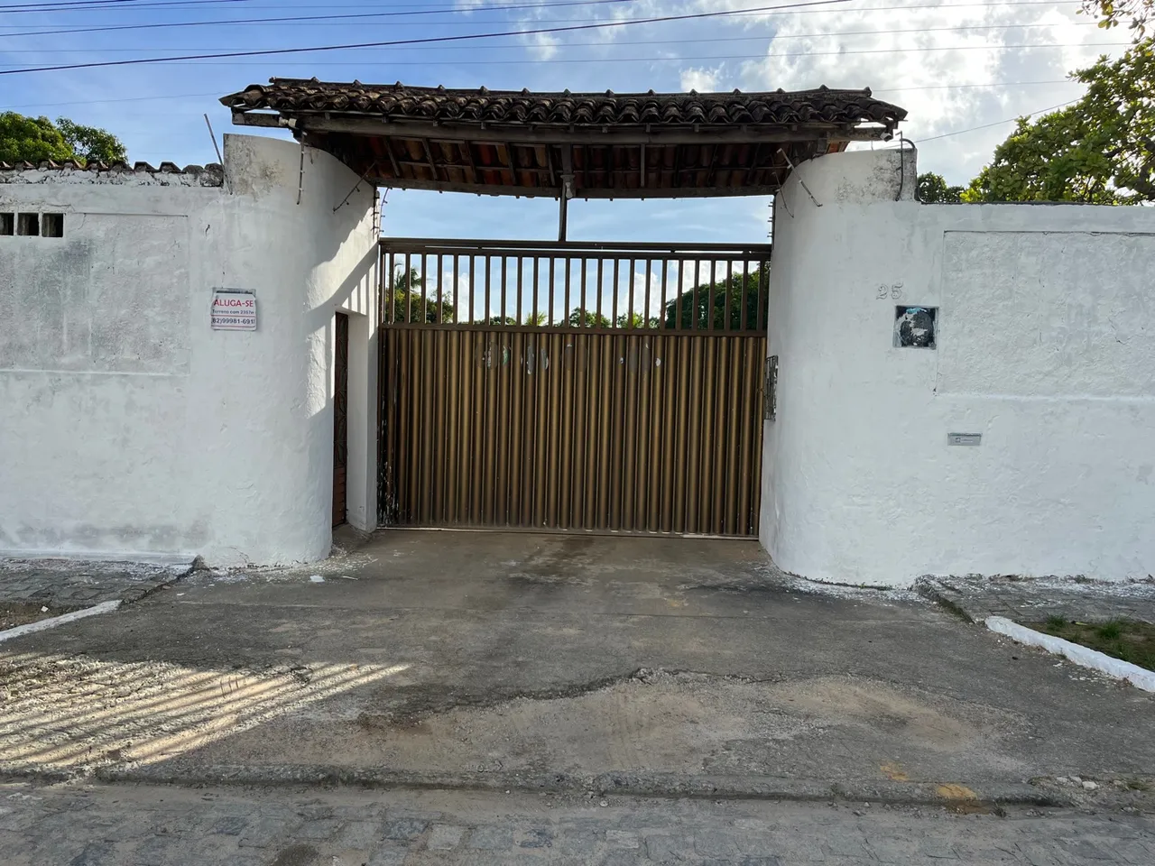 Alugo Terreno 2.357m2 em frente ao Aldepark