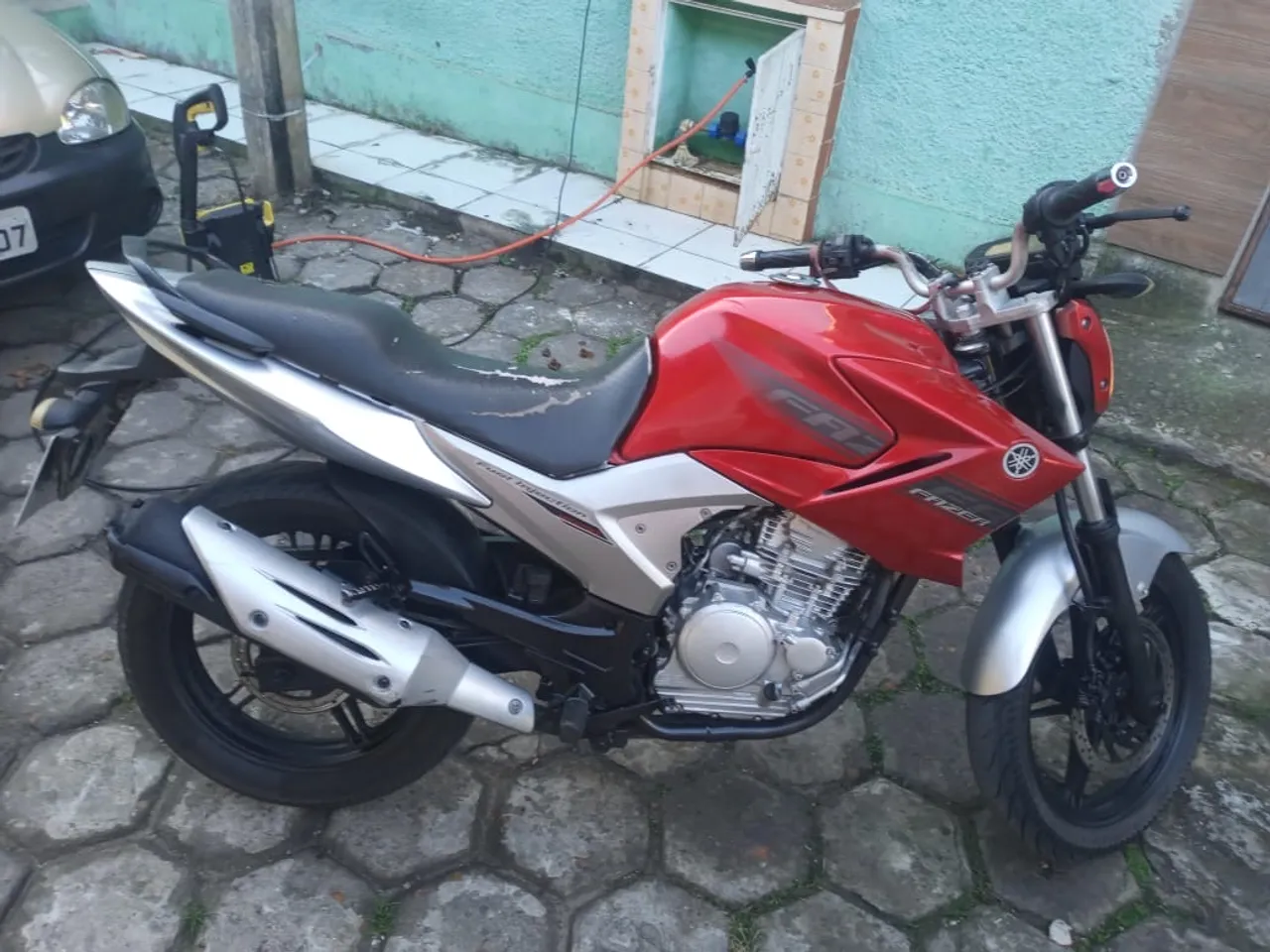 Motos YAMAHA FAZER 2011 no Brasil