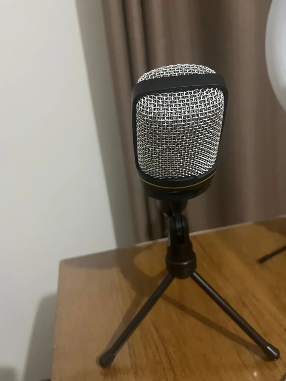 Microfone Condensador para Gravação e Stream