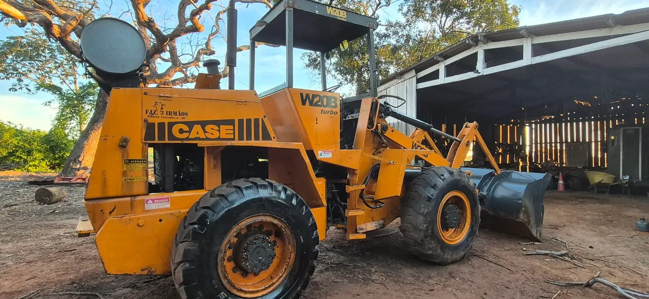 Case W20B Turbo - Pá Carregadeira