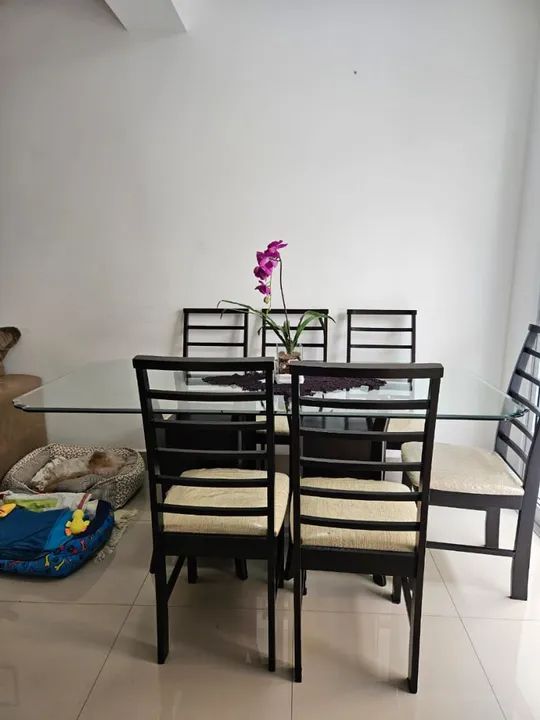 Conjunto de Mesa de Jantar com 6 Cadeiras