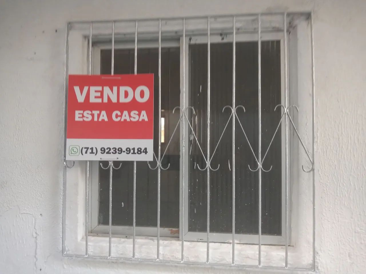 Quarto e banheiro grande cozinha área de serviço sala varanda 