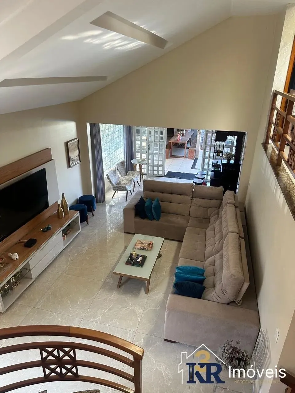 Sobrado no setor nova suiça com 5 suites plenas super moderno