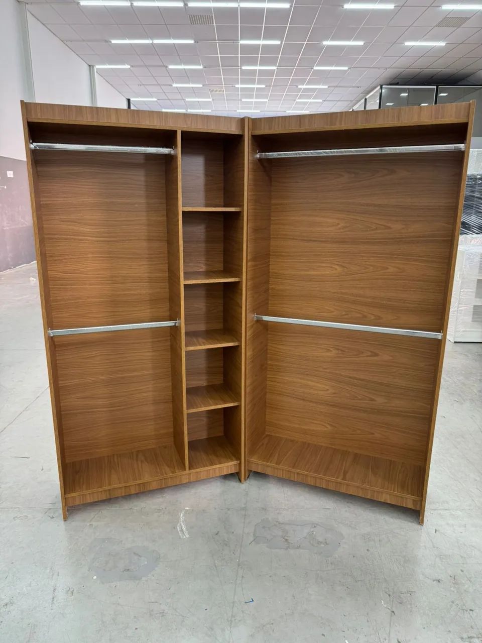 CABIDEIROS AMADEIRADO MDF COMERCIAL OU CLOSET 