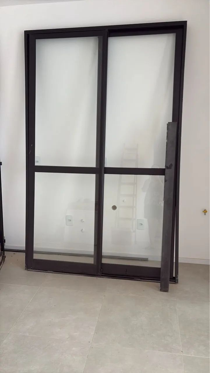 Portas de alumínio em vidro  - Foto 3