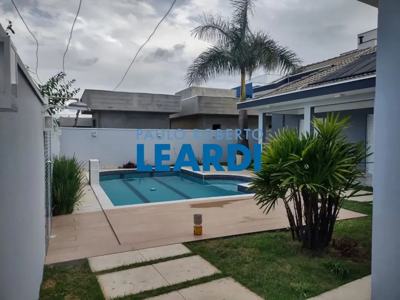 CASA EM CONDOMÍNIO - JARDIM DOS LAGOS - SP