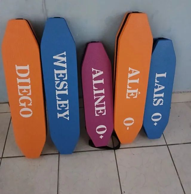 Boia aquática nado no mar (flutuador)