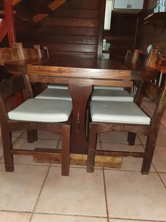 Mesa de Jantar de Madeira Maciça - Foto 3