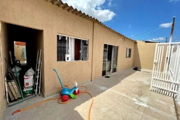 Casa a venda Riacho fundo 10% de entrada 