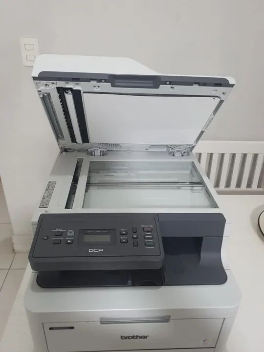 Impressora Multifuncional Brother DCP-L3551-CDW - Foto 3