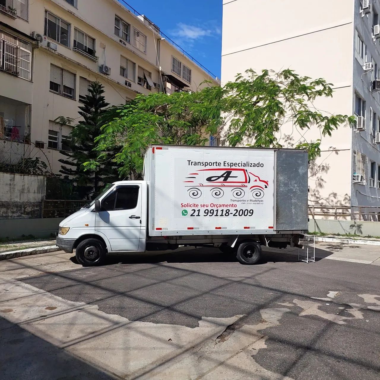 Caminhão Sprinter 412