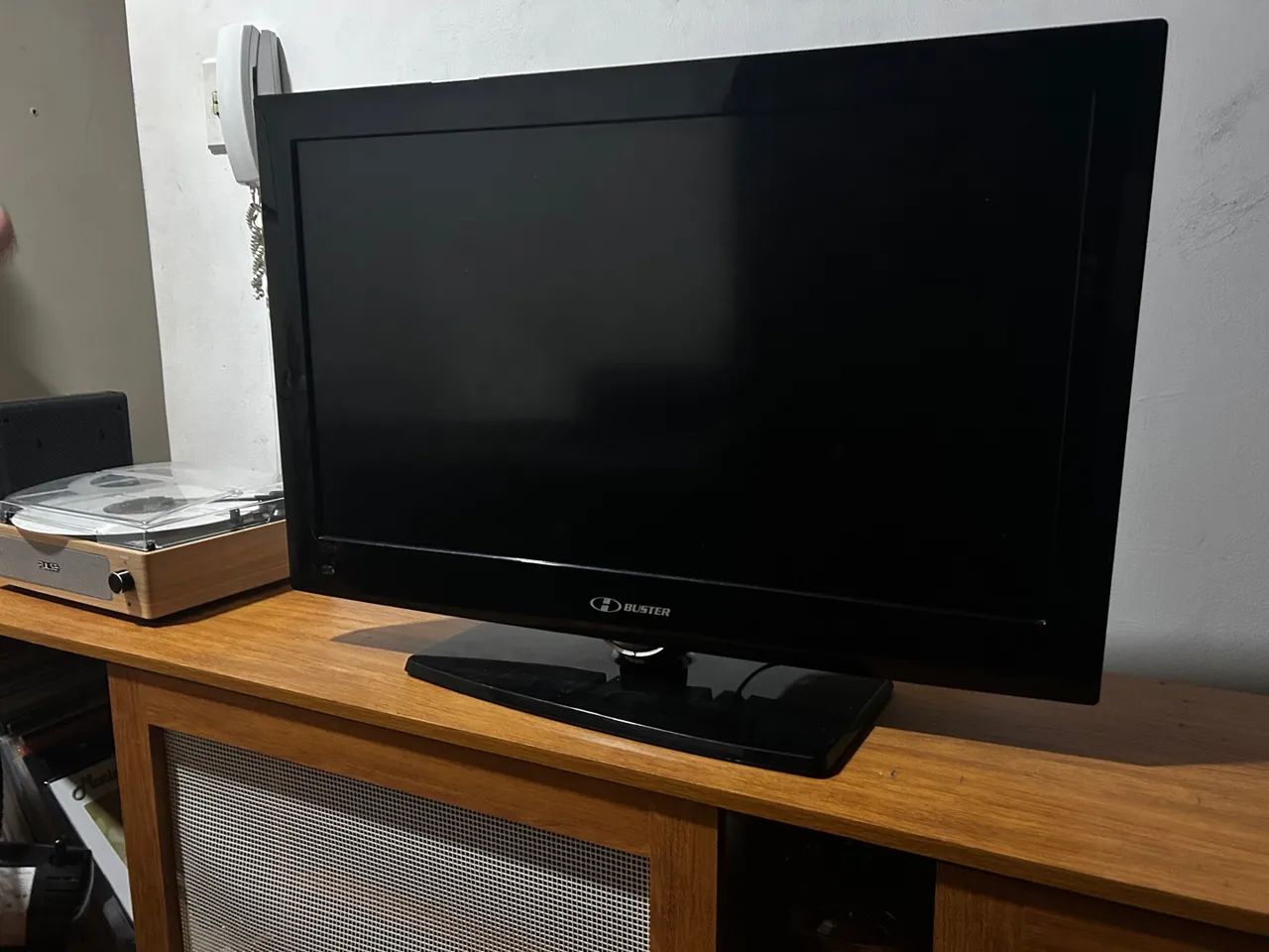 TV LCD 32 Buster + Roku