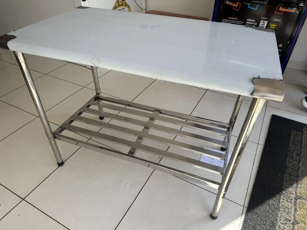 Mesa para manipulação e organização inox em até 10x sem juros  - Foto 2
