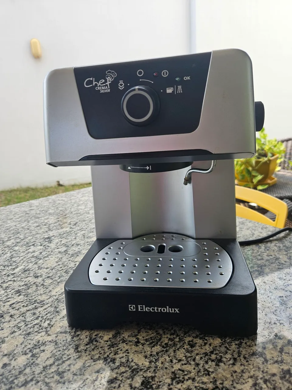 Cafeteira Elétrica Chef Crema Silver Electrolux