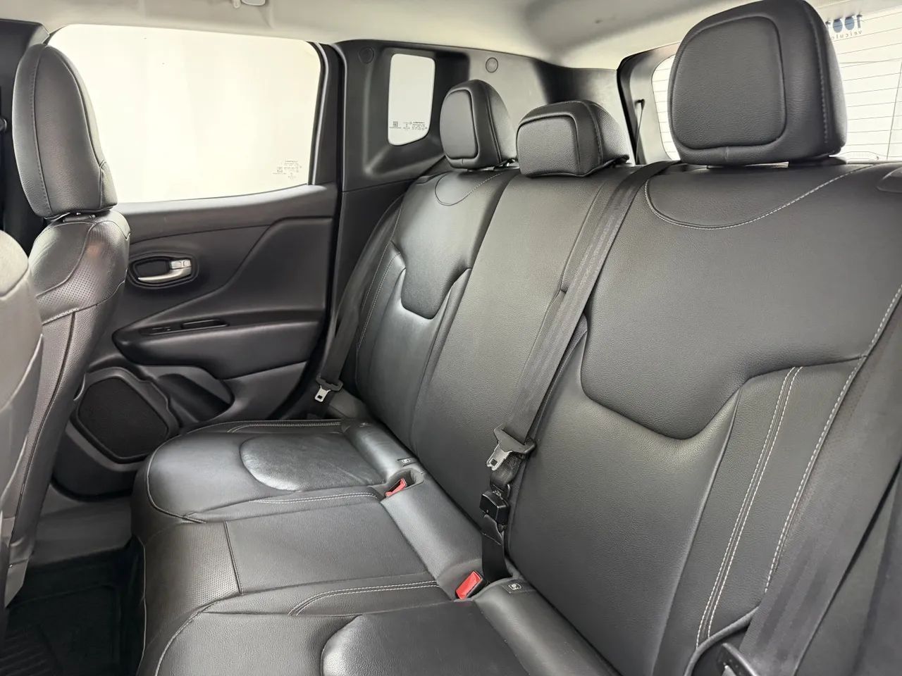 Jeep Renegade Long. T270 1.3 TB 4X2 Flex Aut. 2022 - Foto 11