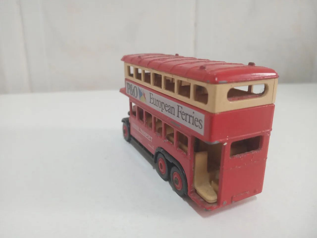 Miniatura de ônibus Ingl ês  - Promocional P&O - Foto 2