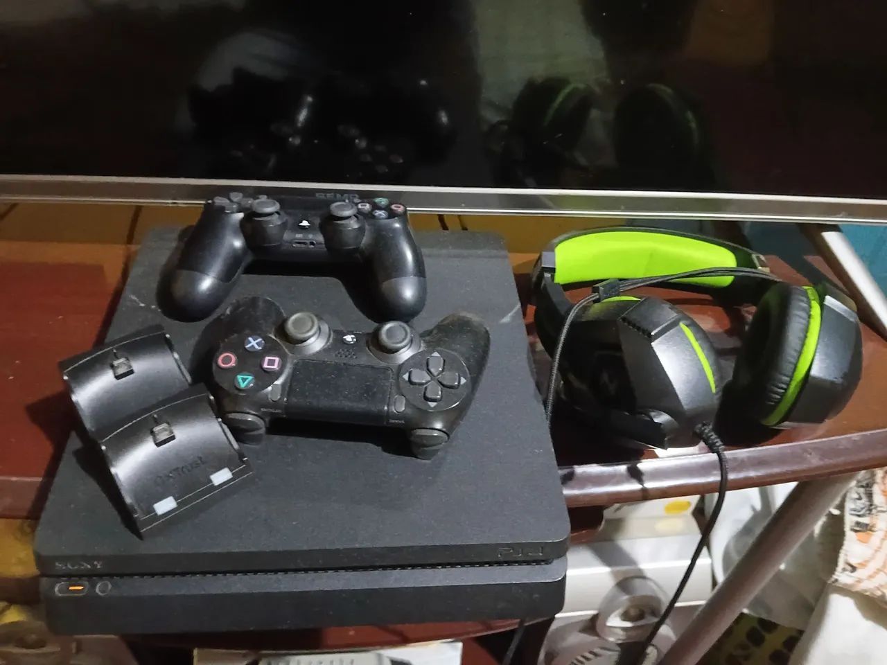 PS4 SLIM 