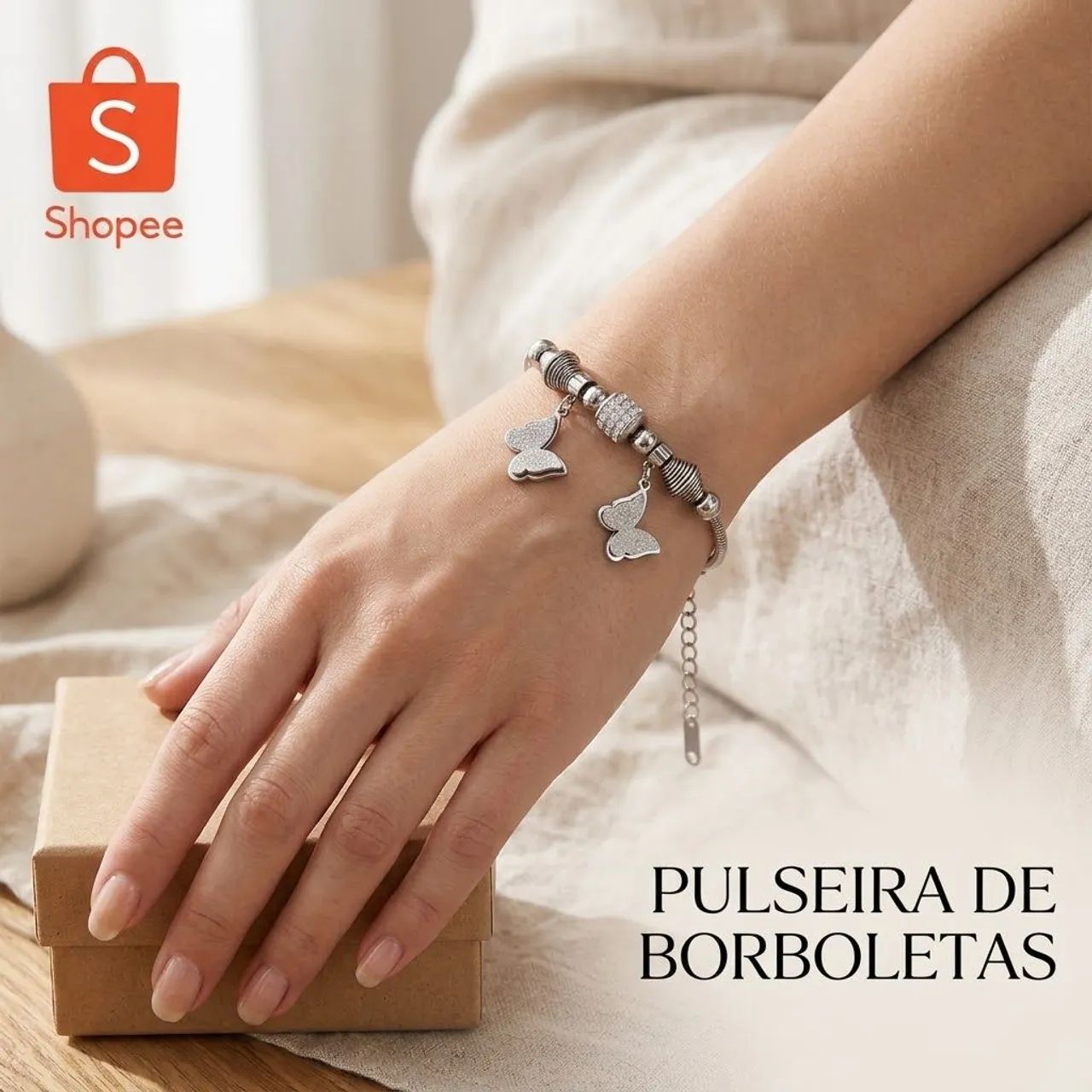 Pulseira Dora Borboletas e Charme - Foto 2