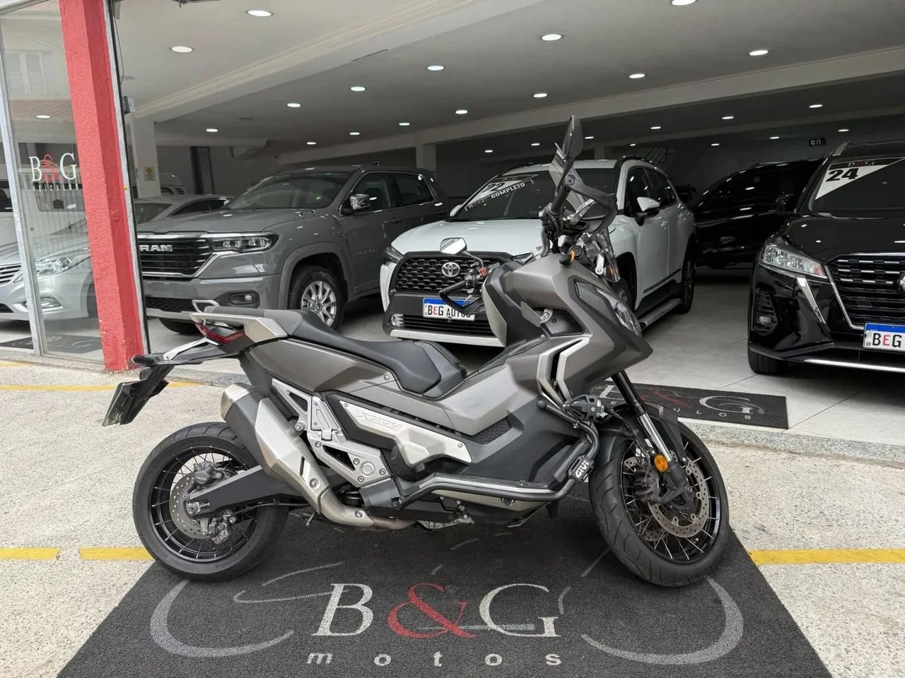 HONDA X-ADV  - Foto 3