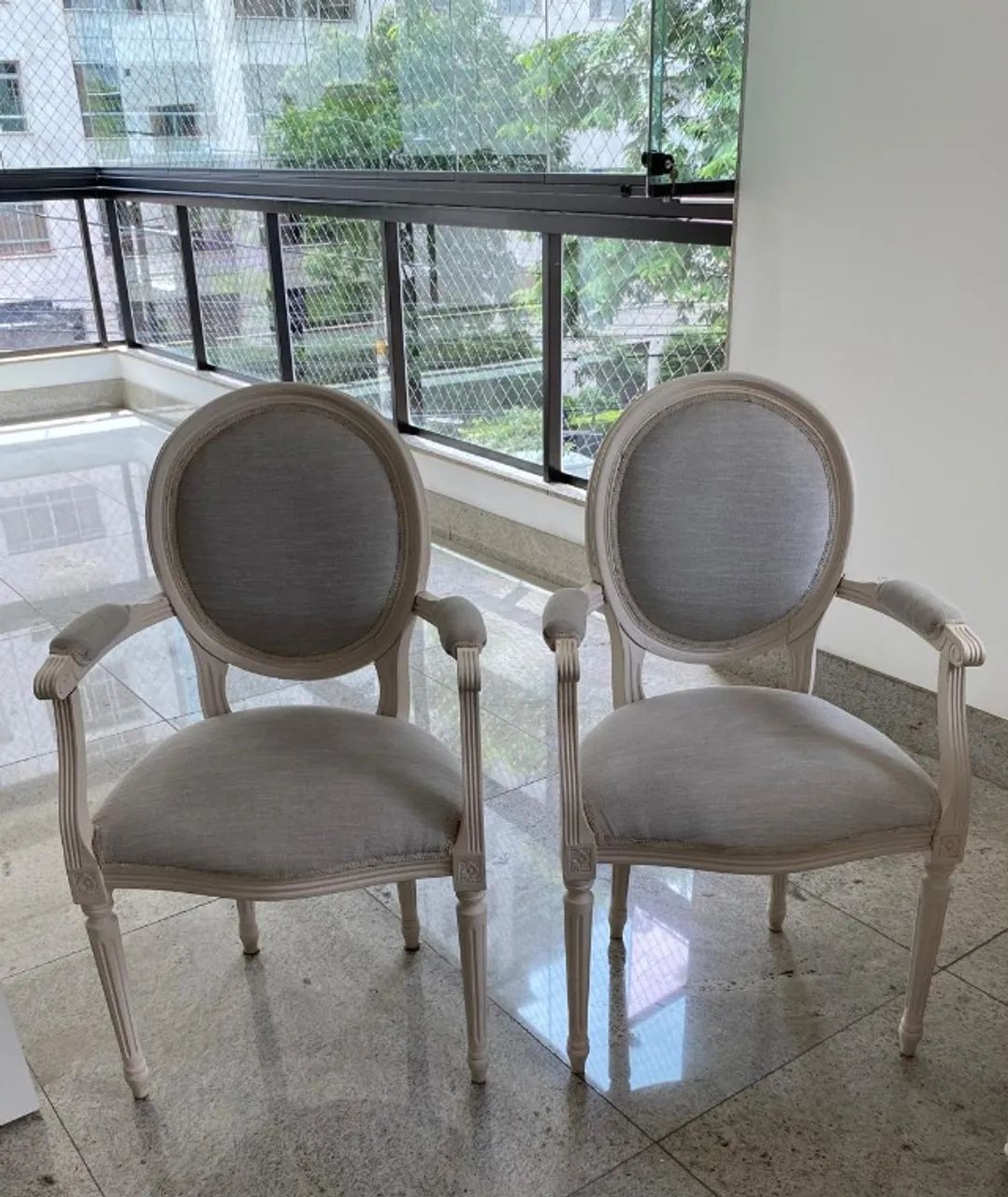 Sala completa: 2 sofás + 2 cadeiras + 2 mesas (centro e canto) - Foto 3