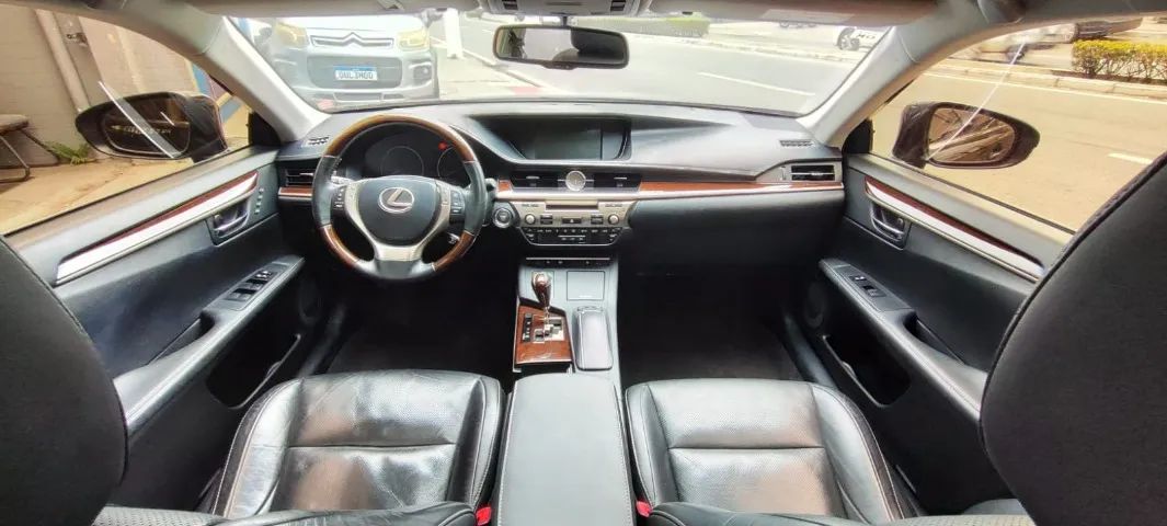 Lexus ES-350 3.5 24V 284cv, foto 5 de 9