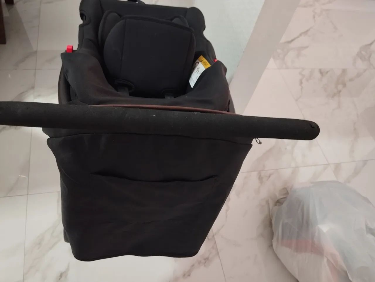Carrinho de bebê com bebê conforto- Cosco - Foto 3