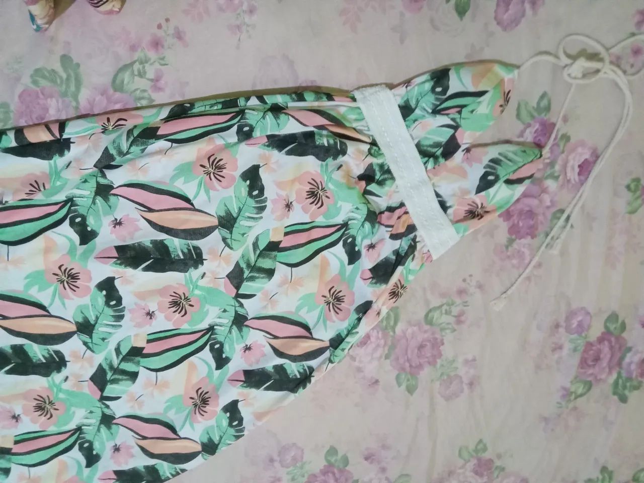 Vendo esse vestido .