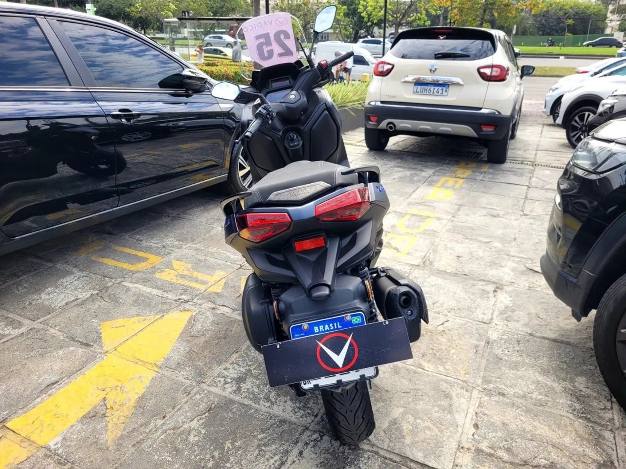 Yamaha Xmax 250 abs 2025 - Foto 4