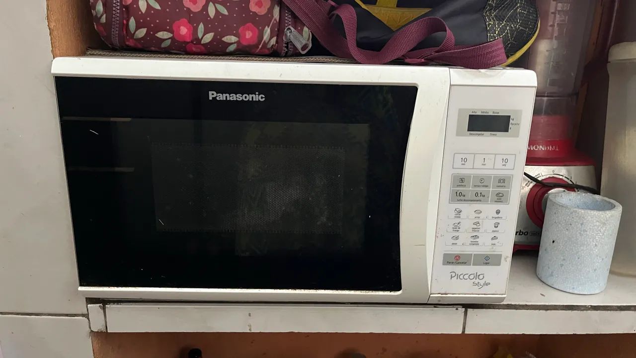 Microondas com defeito 