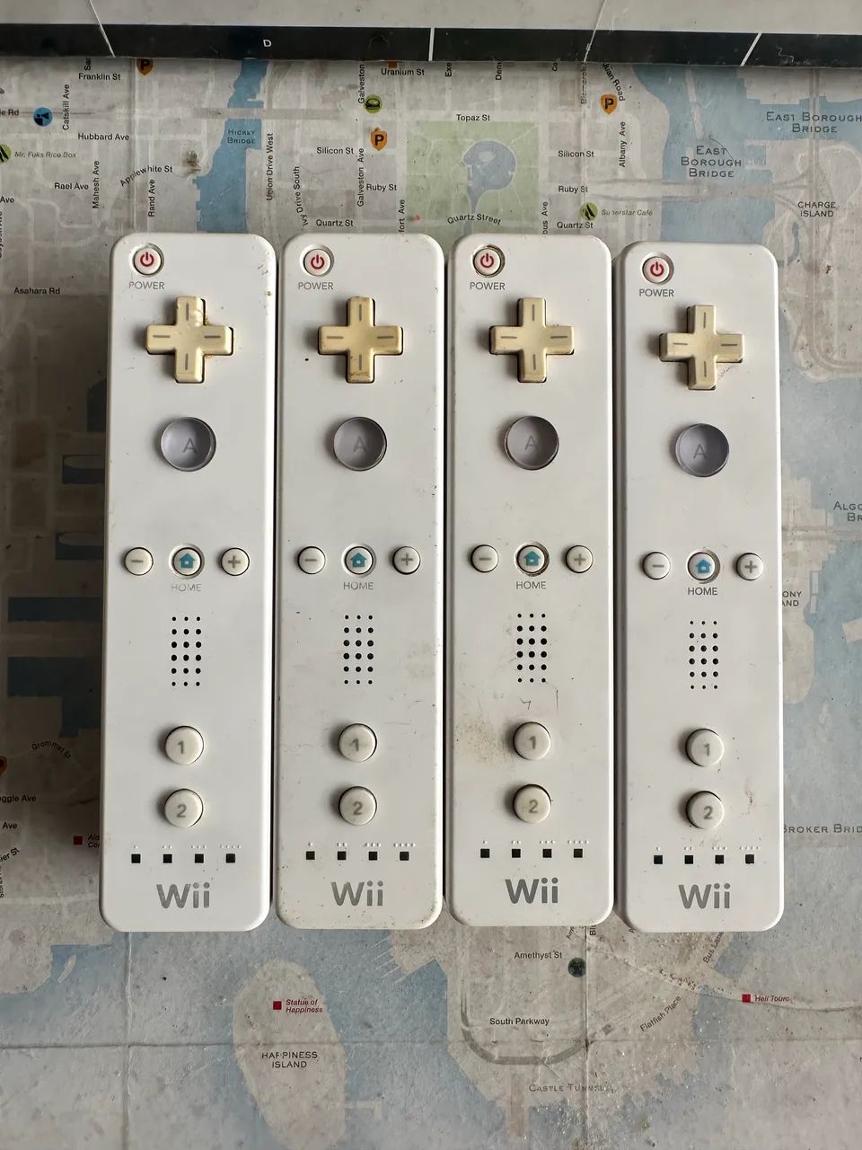 Lote com 4 Wii remotes com defeito