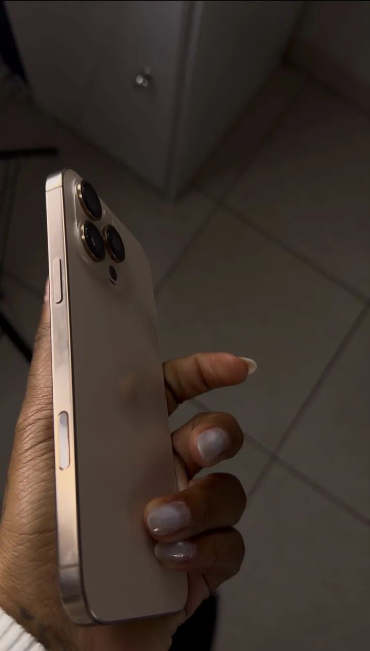 iPhone 16 pro Max 256Gb - Foto 5