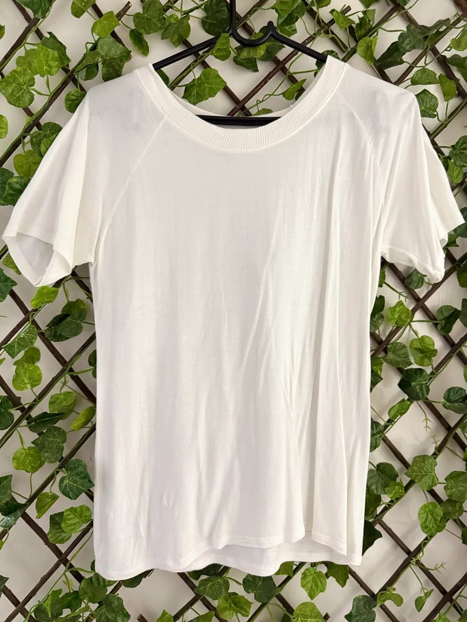 Blusa branca básica