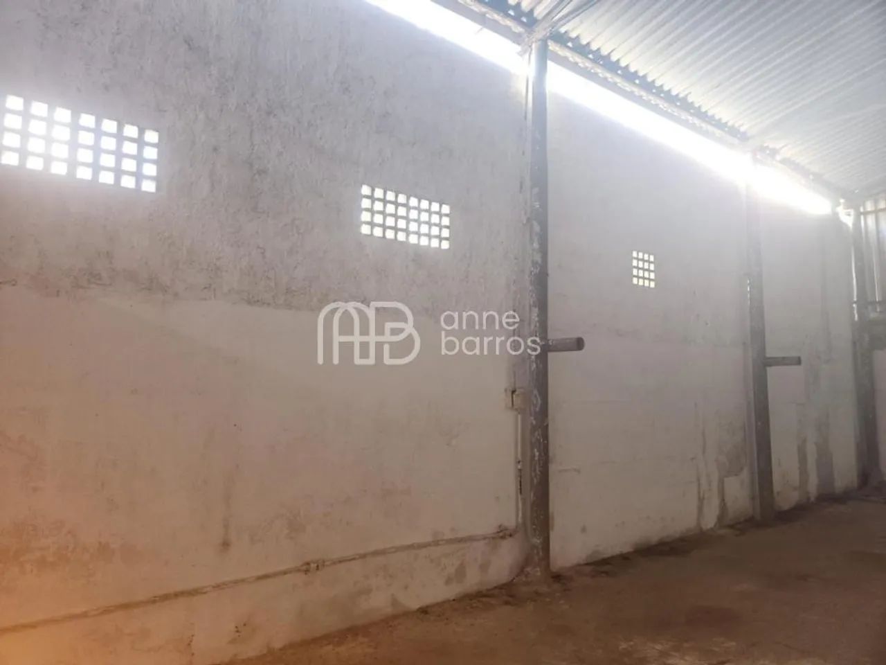 Galpão/Prédio Comercial à Venda em Caxangá - Foto 3