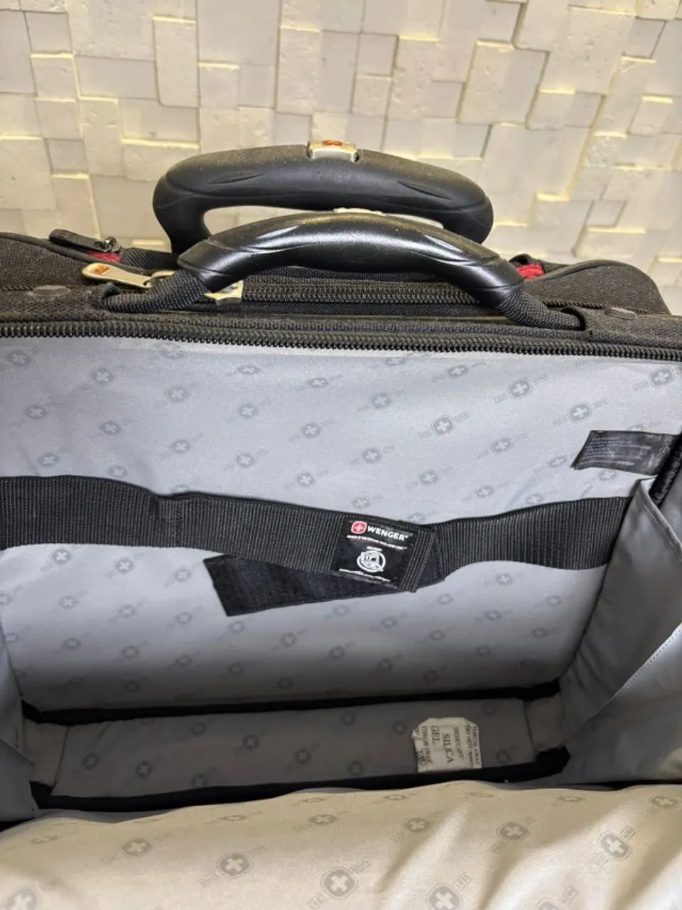 Mala Executiva Wenger Patriot Rolling Laptop Case - Ótimo Estado - Foto 6