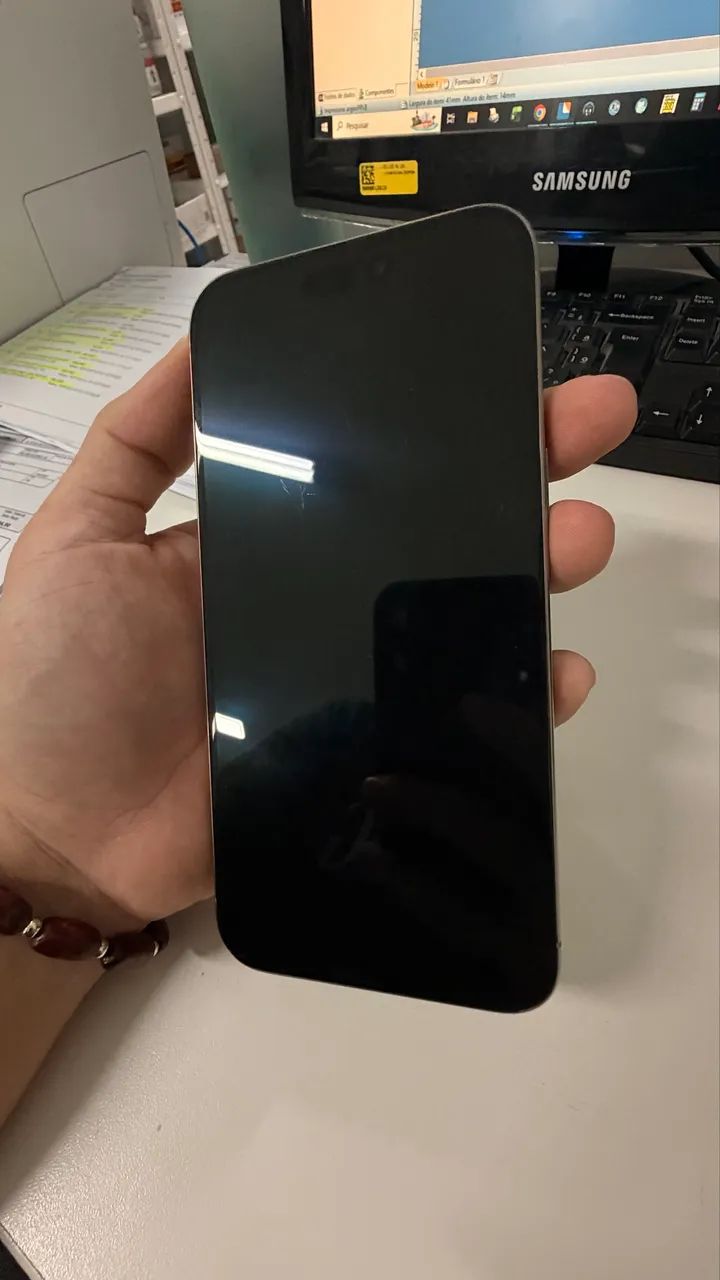 Pra vender logo: Iphone 15 pro max 256GB - Foto 3