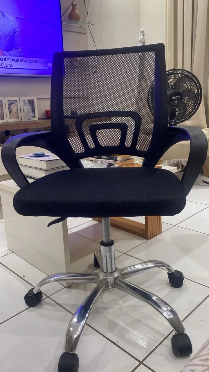 Cadeira de escritório, estudos?