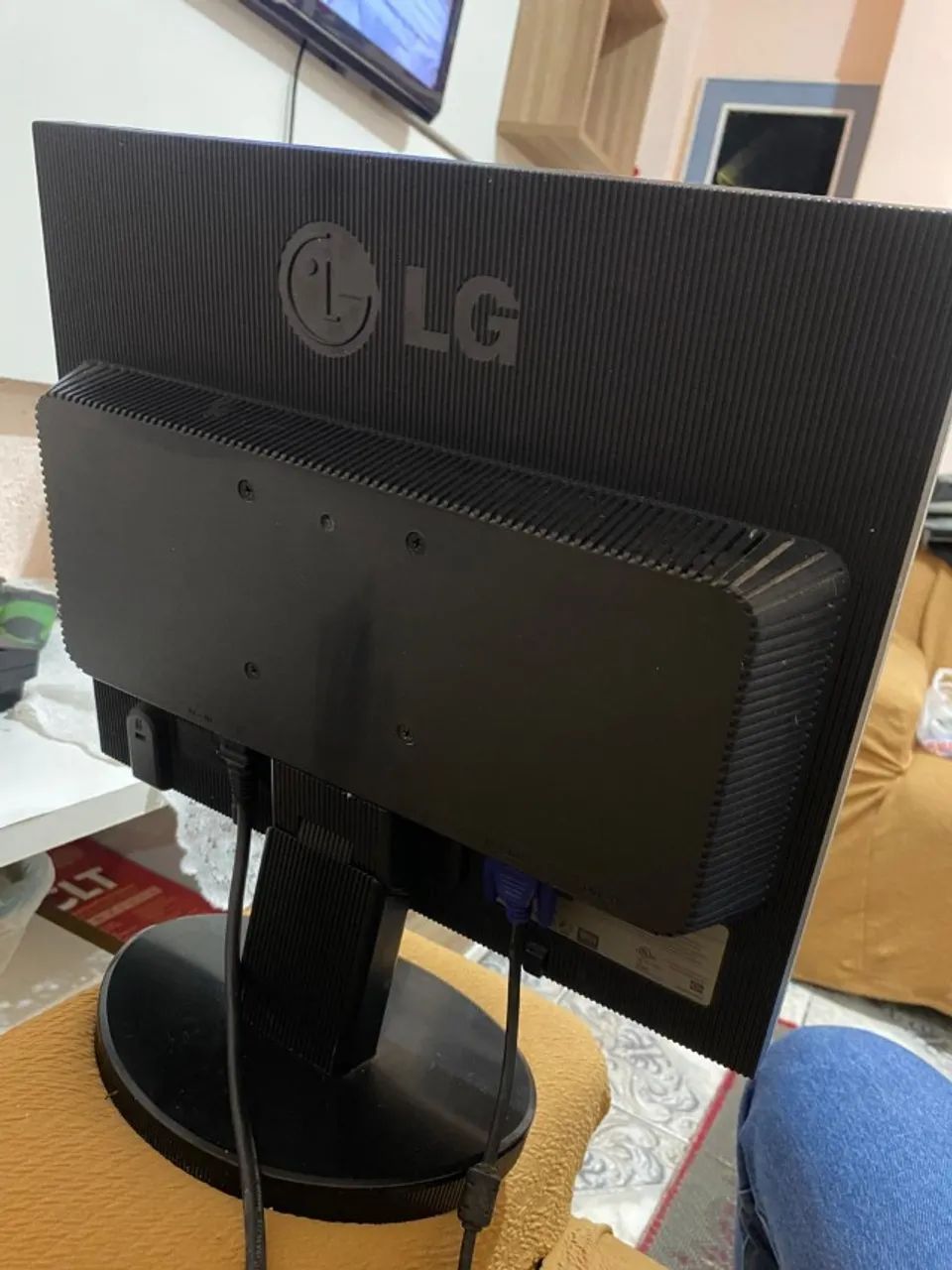 Monitor Lg Flatron L1753t-sf 17' - Foto 2