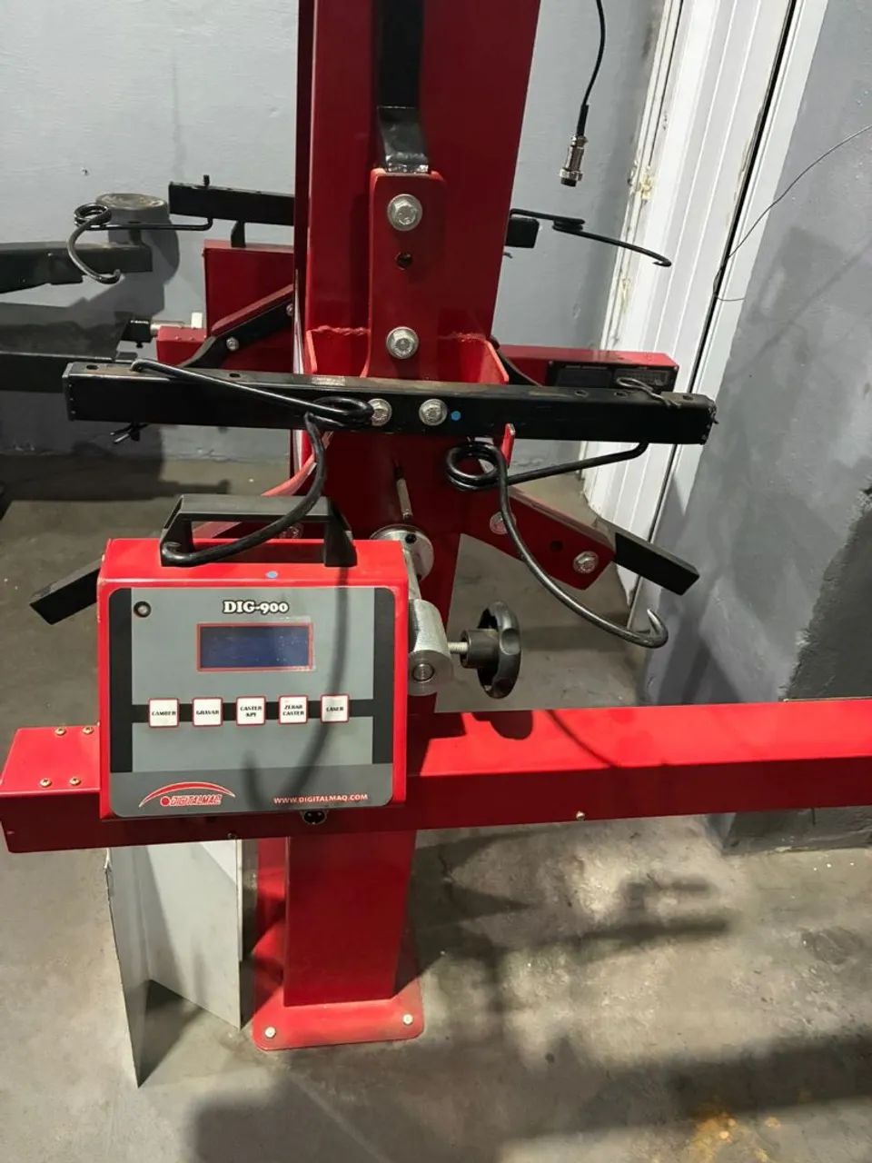 Alinhamento automotivo computadorizado  - Foto 4