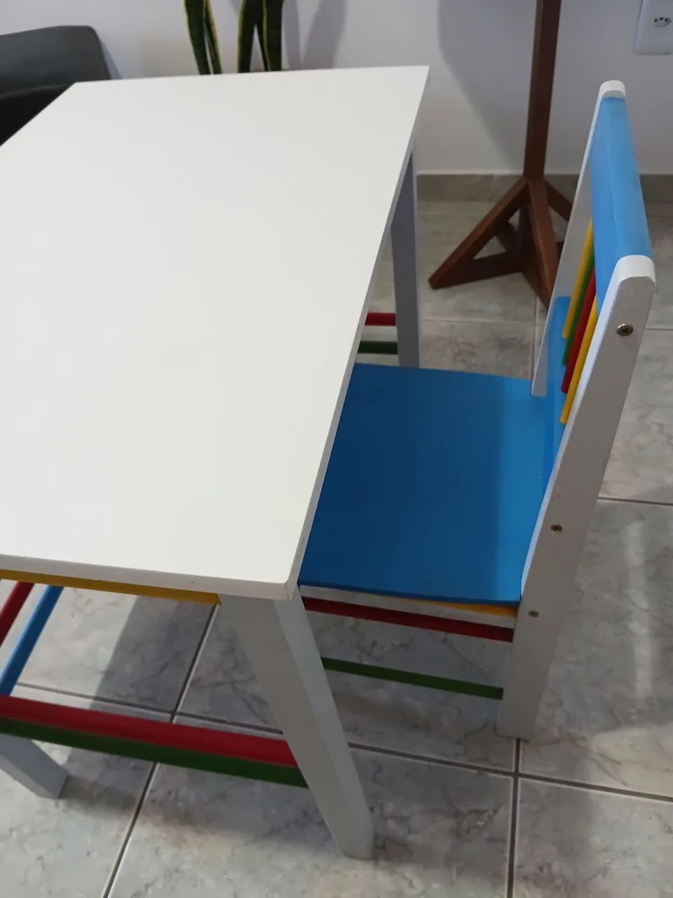 Mesa e cadeira infantil  - Foto 4