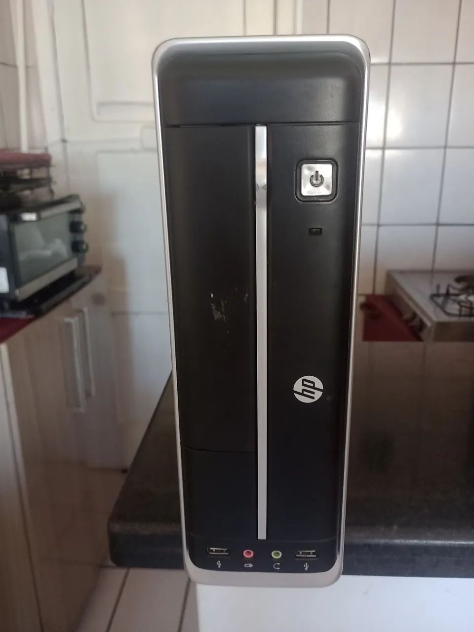 CPU HP 402 COMPACTO PROCESSADOR INTEL i5 - 6GB RAM- WINDOWS 10 - Foto 2