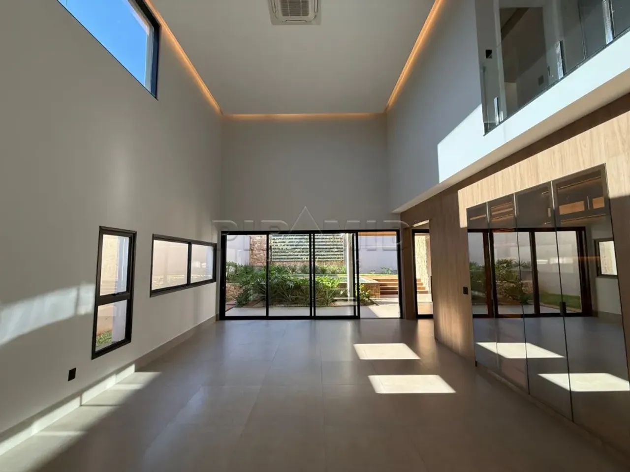 Casa alto padrão em condomínio fechado com 364,43m², Bonfim Paulista, Zona Sul de Ribeirão