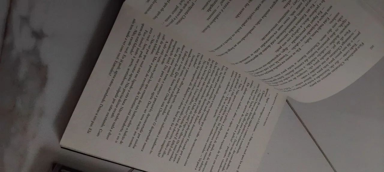 Coleção de livros Cinquenta Tons de Cinza. - Foto 5