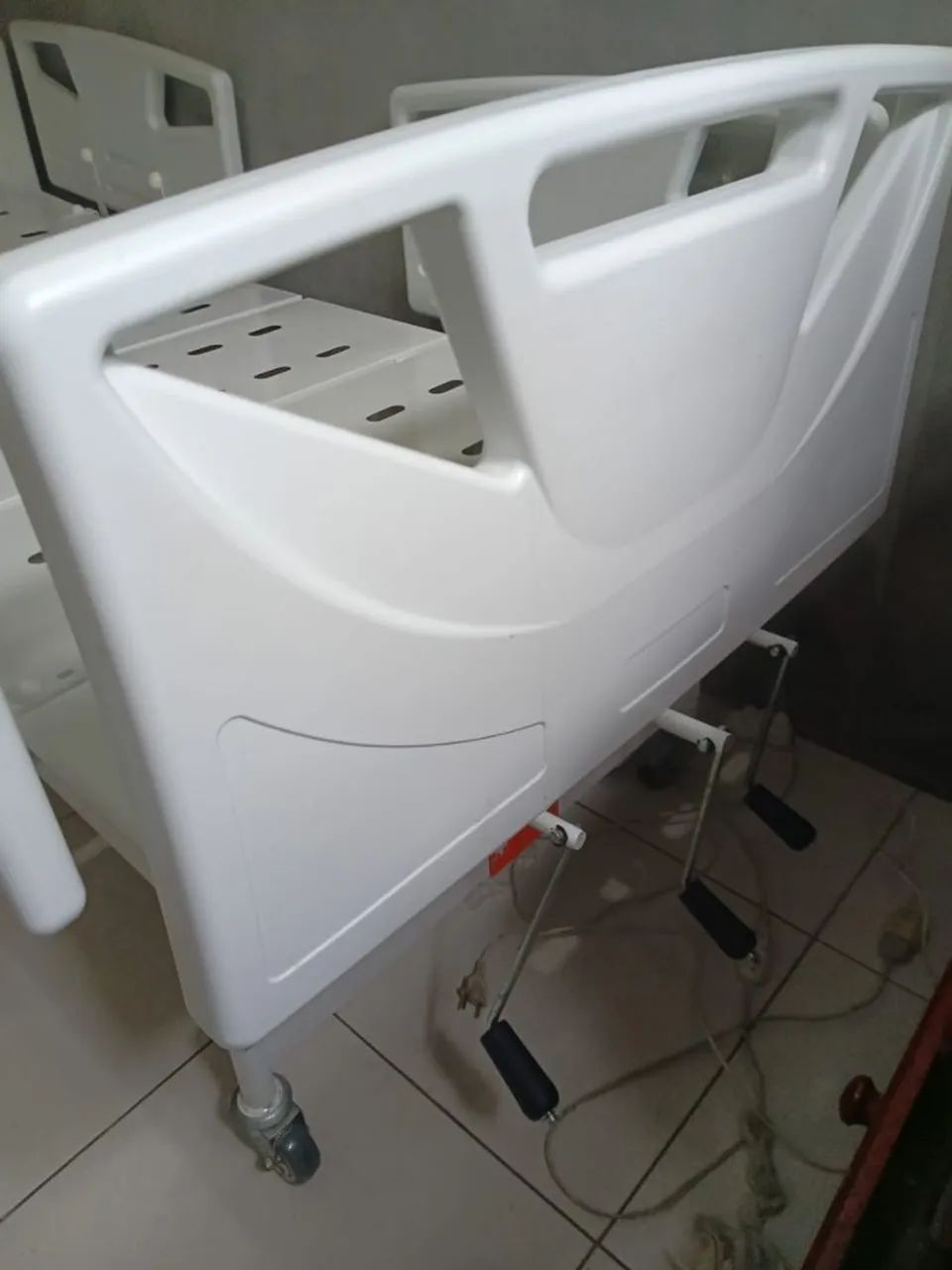 Cama Hospitalar Manual 2024 - Foto 5
