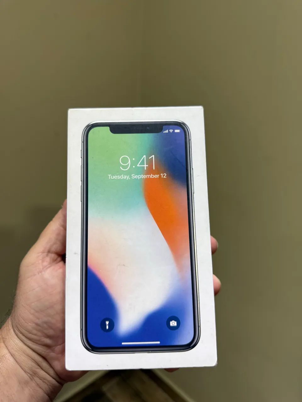 Lindo iPhone 12 preto meia noite 