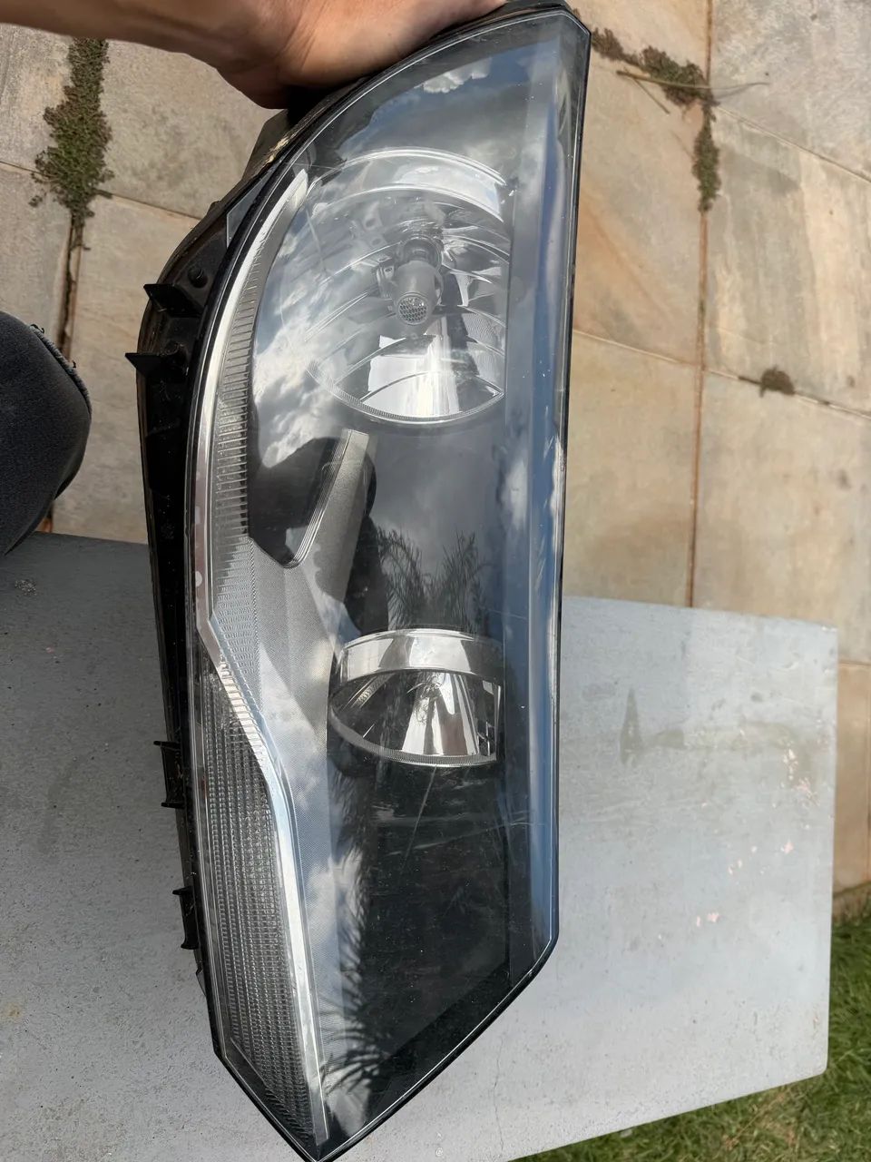 Farol esquerdo tiguan 2012/2015 